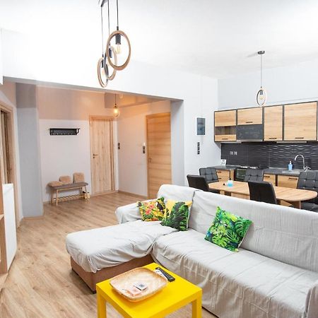 Matilda Central Apartment Aegina Zewnętrze zdjęcie